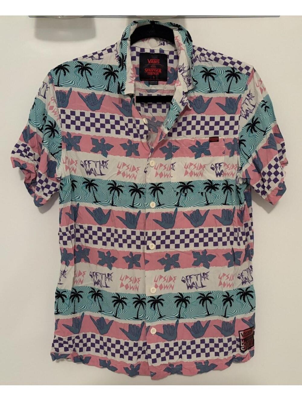 Vans RARE Stranger Things Upside Down Print Classic Fit Short Sleeve Shirt Small